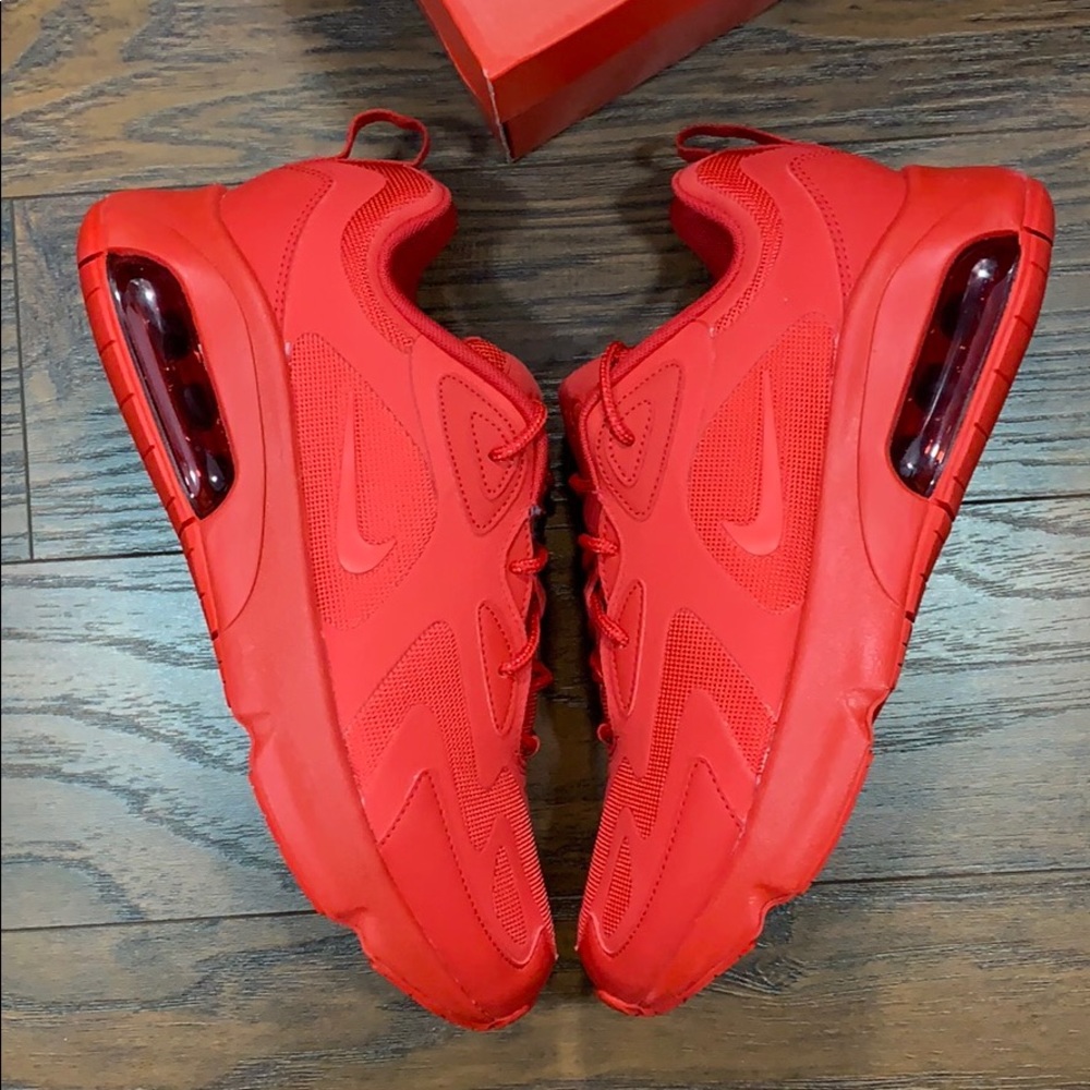 💥PRICE DROP💥NIKE AIR MAX 200 University Red